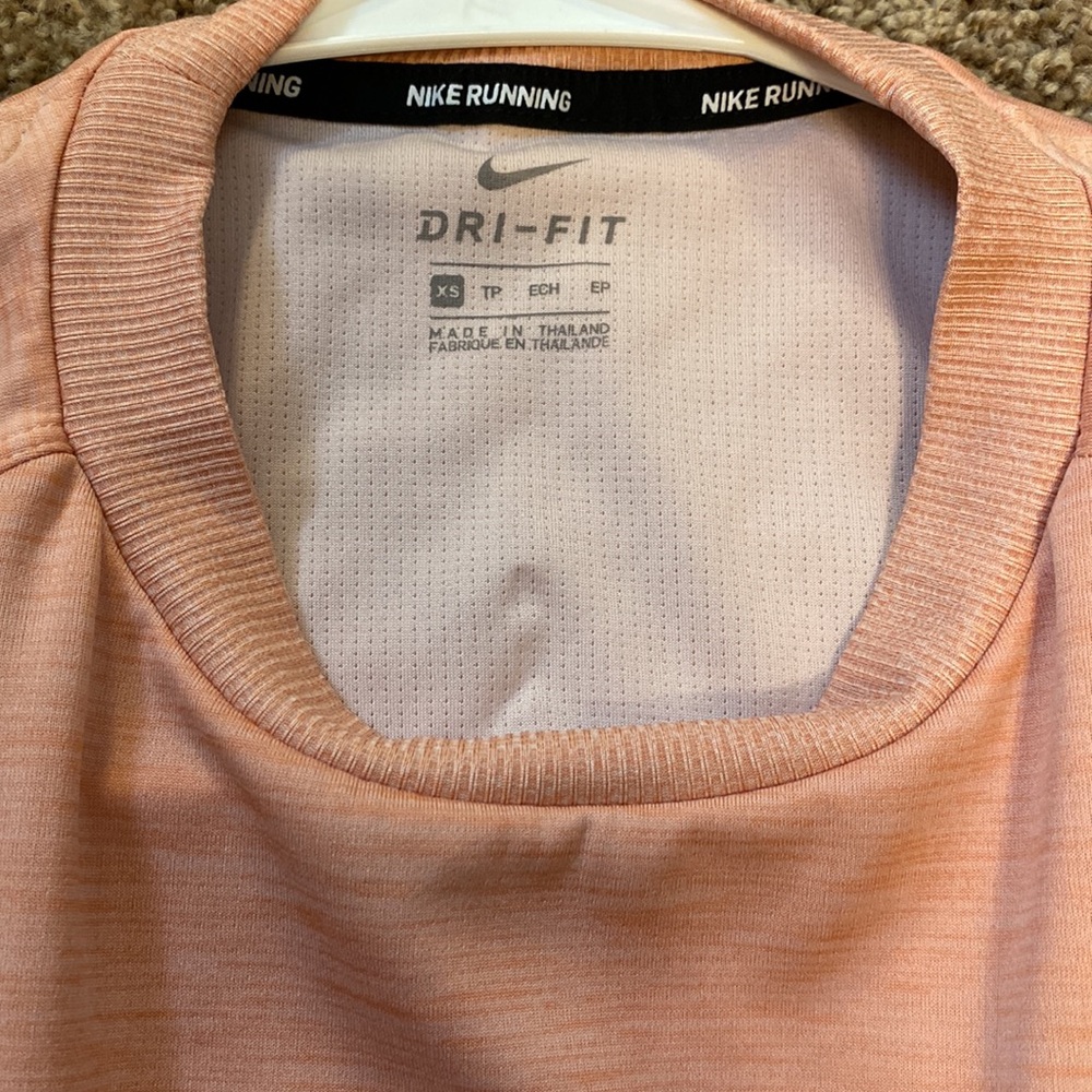 Nike pull over - Picture 3 of 4